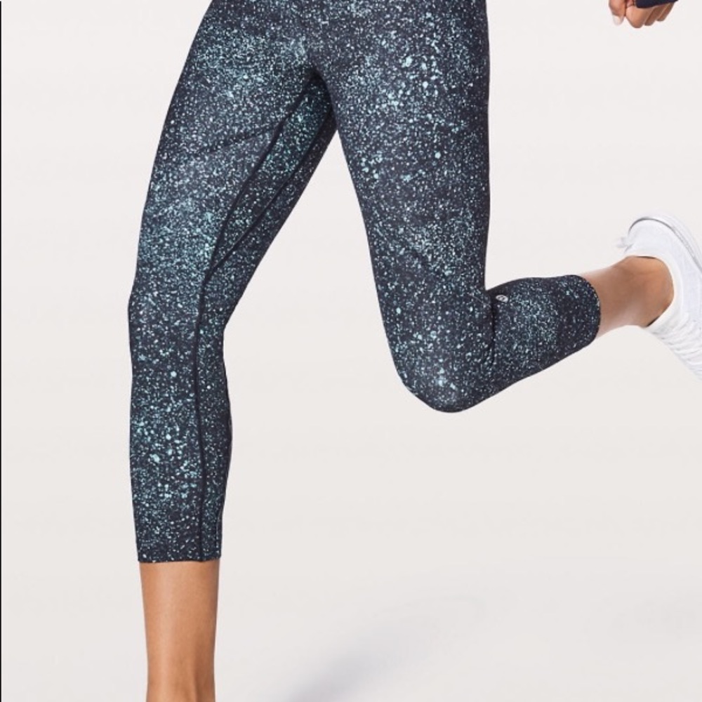 Lululemon lead the pack crop SZ 10 NWT!